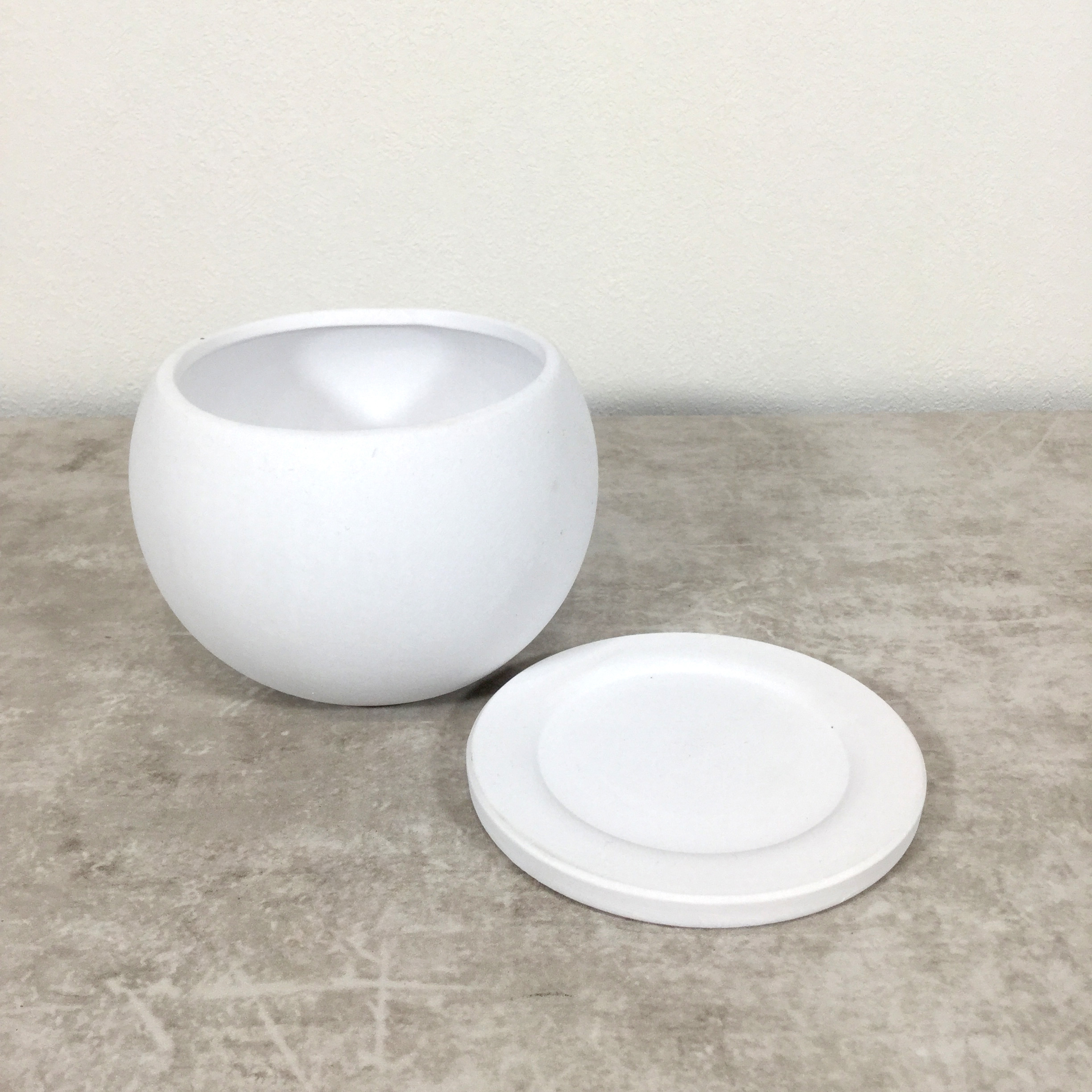 植木鉢（丸型）ホワイト