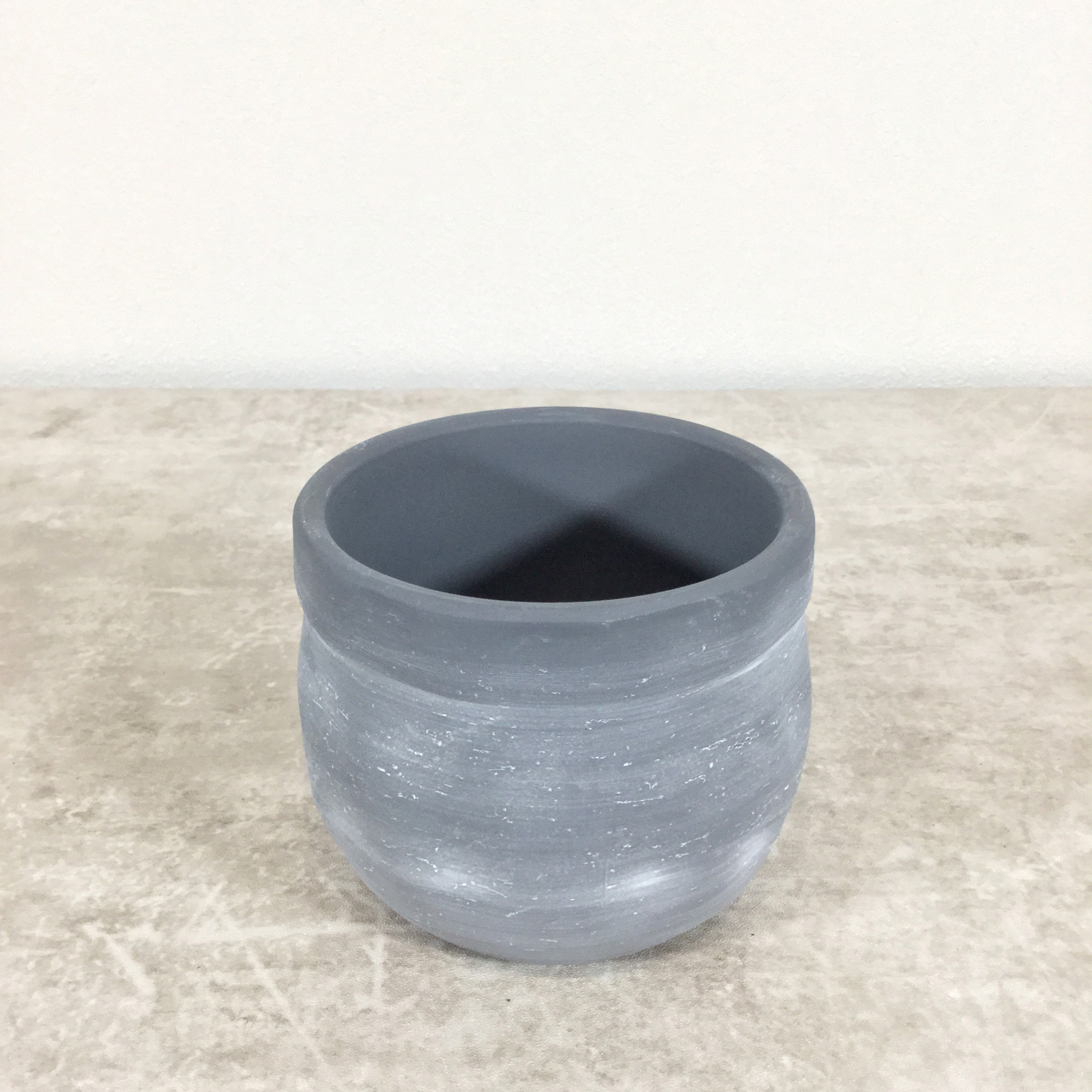 植木鉢（丸型）コンクリート風